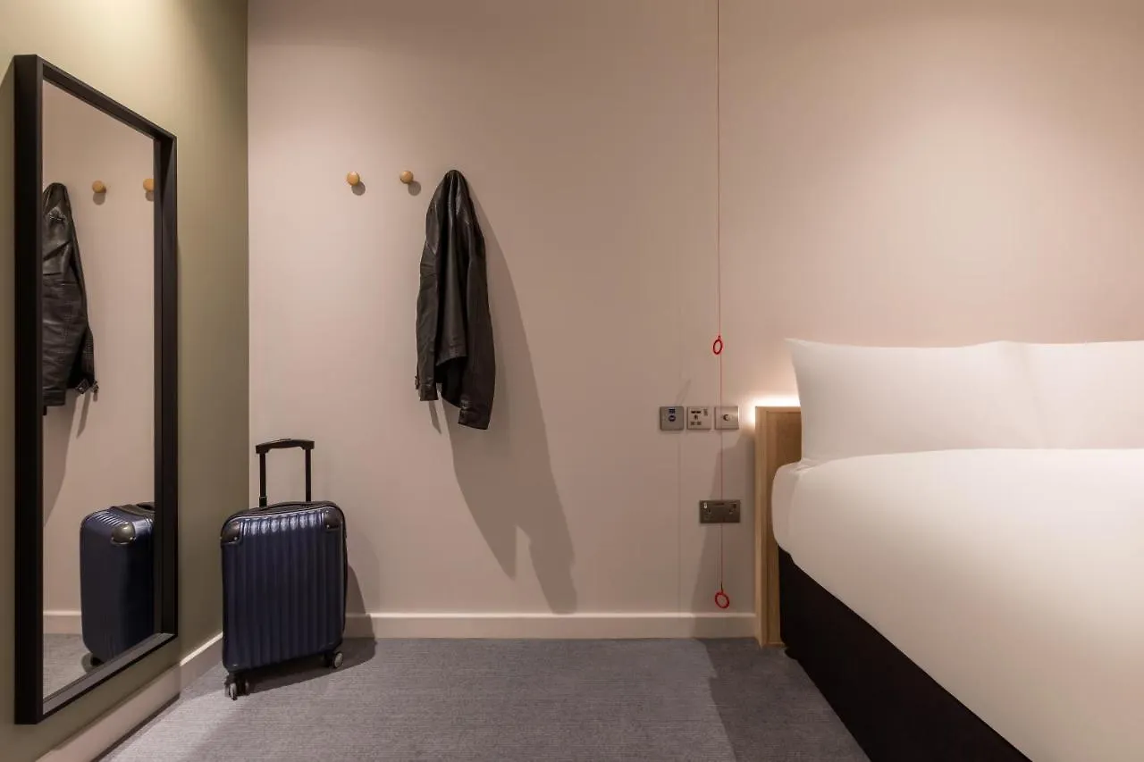 Zedwell Greenwich London Hotel